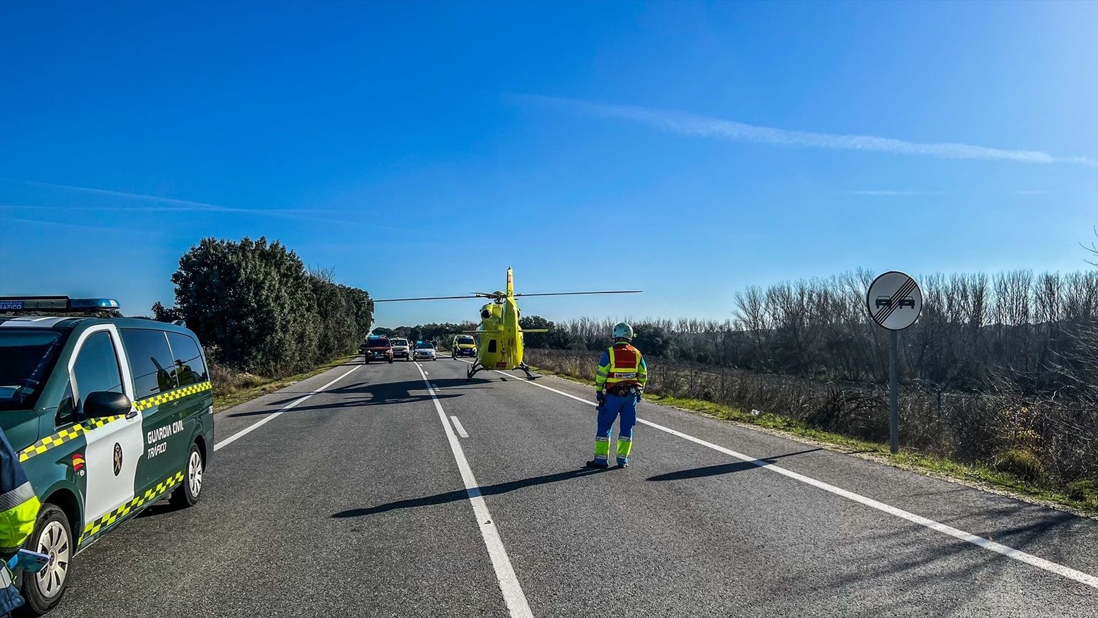 Seis heridos, uno de ellos grave, al colisionar dos vehículos en Aldea del Fresno