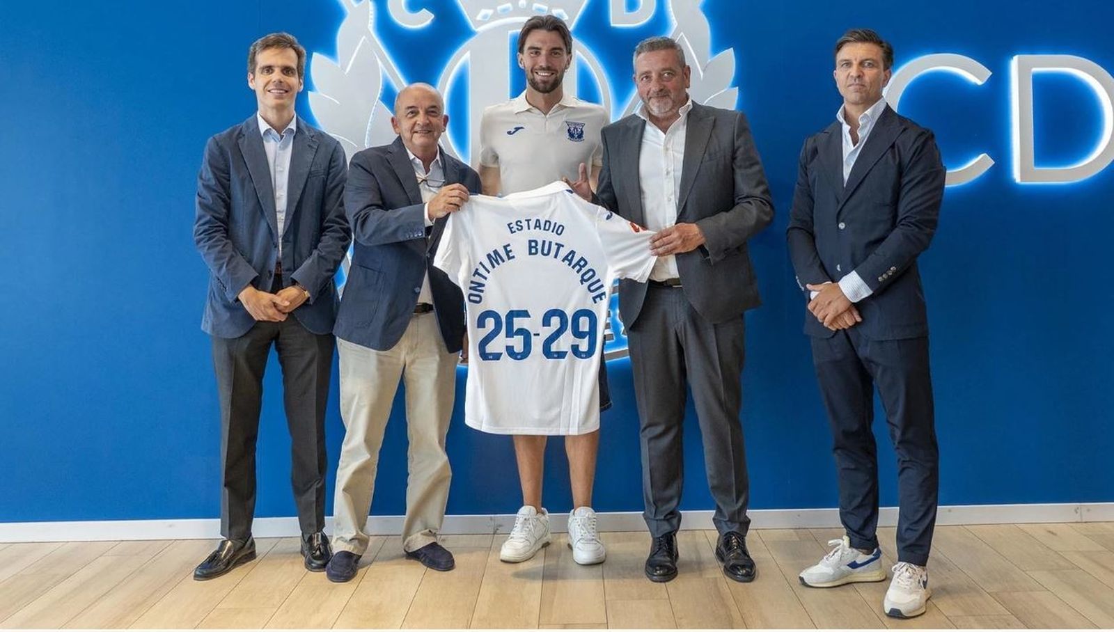 El Leganés acuerda la cesión del 'naming right' del estadio, que pasa a denominarse Estadio Ontime Butarque