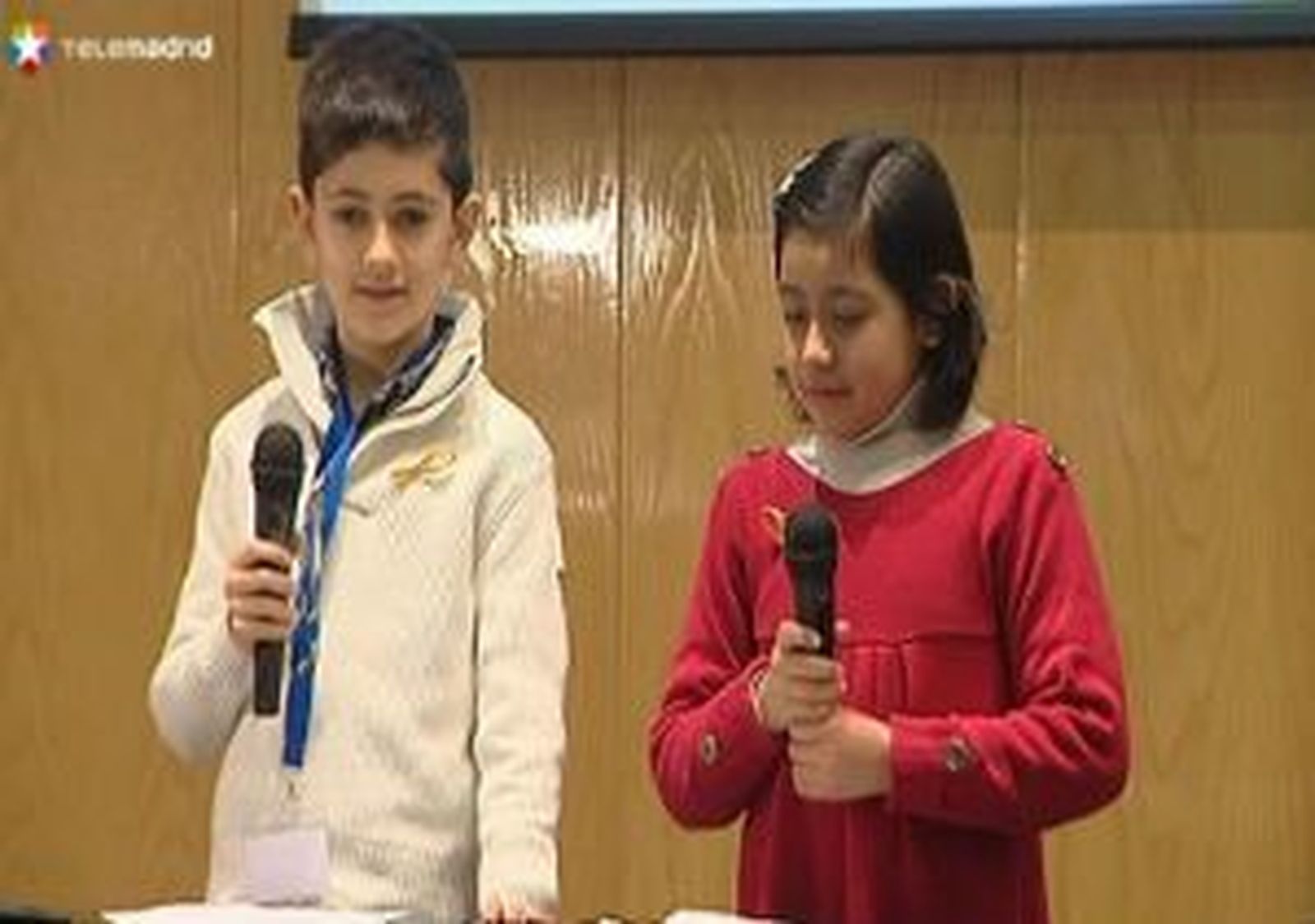 Más de 200 voluntarios formados por el Ayuntamiento acompañan a niños con cáncer