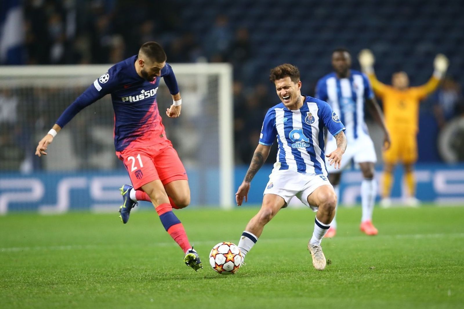 Carrasco ante el Porto