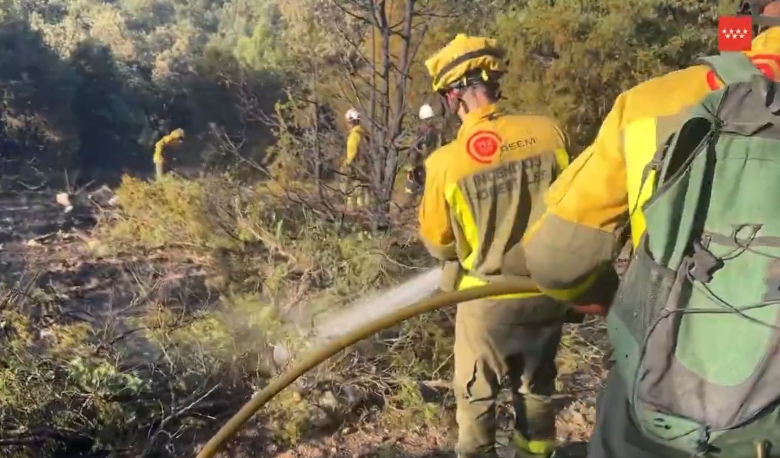 El incendio en Colmenar Viejo se da por controlado y tres dotaciones permanecerán para evitar rebrotes