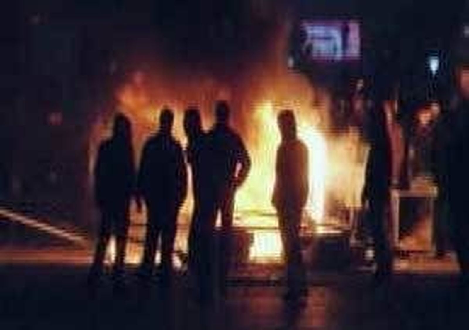 Bucarest defiende su política de austeridad tras las protestas violentas con 60 heridos y 250 detenidos