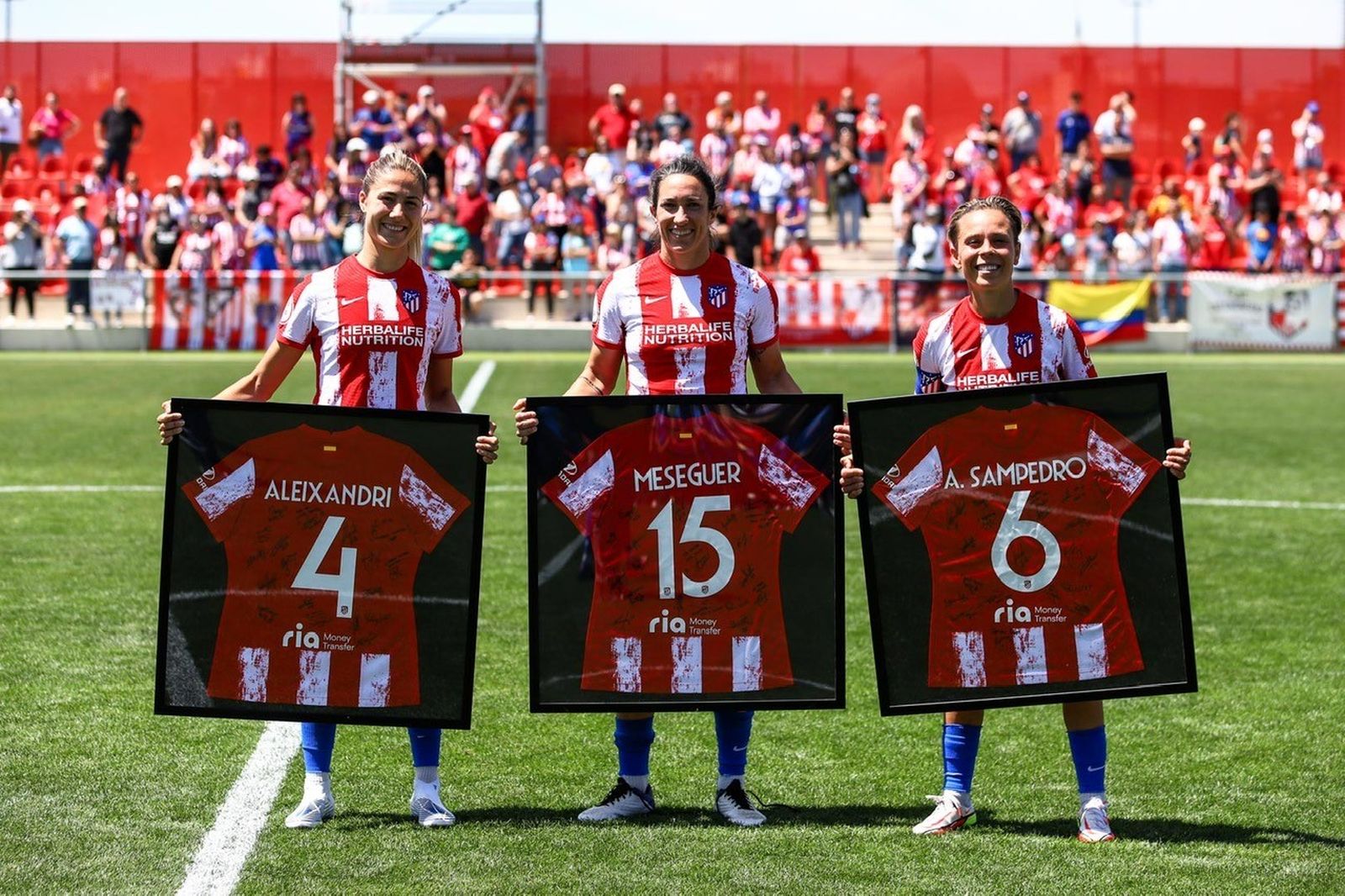 Amanda Sampedro, Silvia Meseguer y Laia Aleixandri