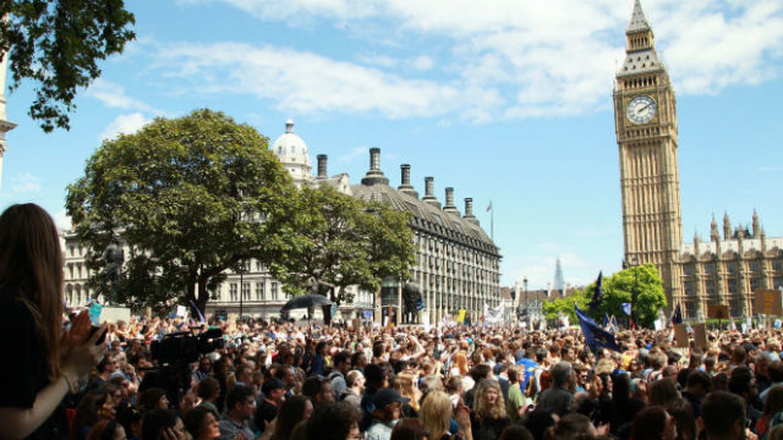 Miles de manifestantes protestan en Londres contra el "brexit"