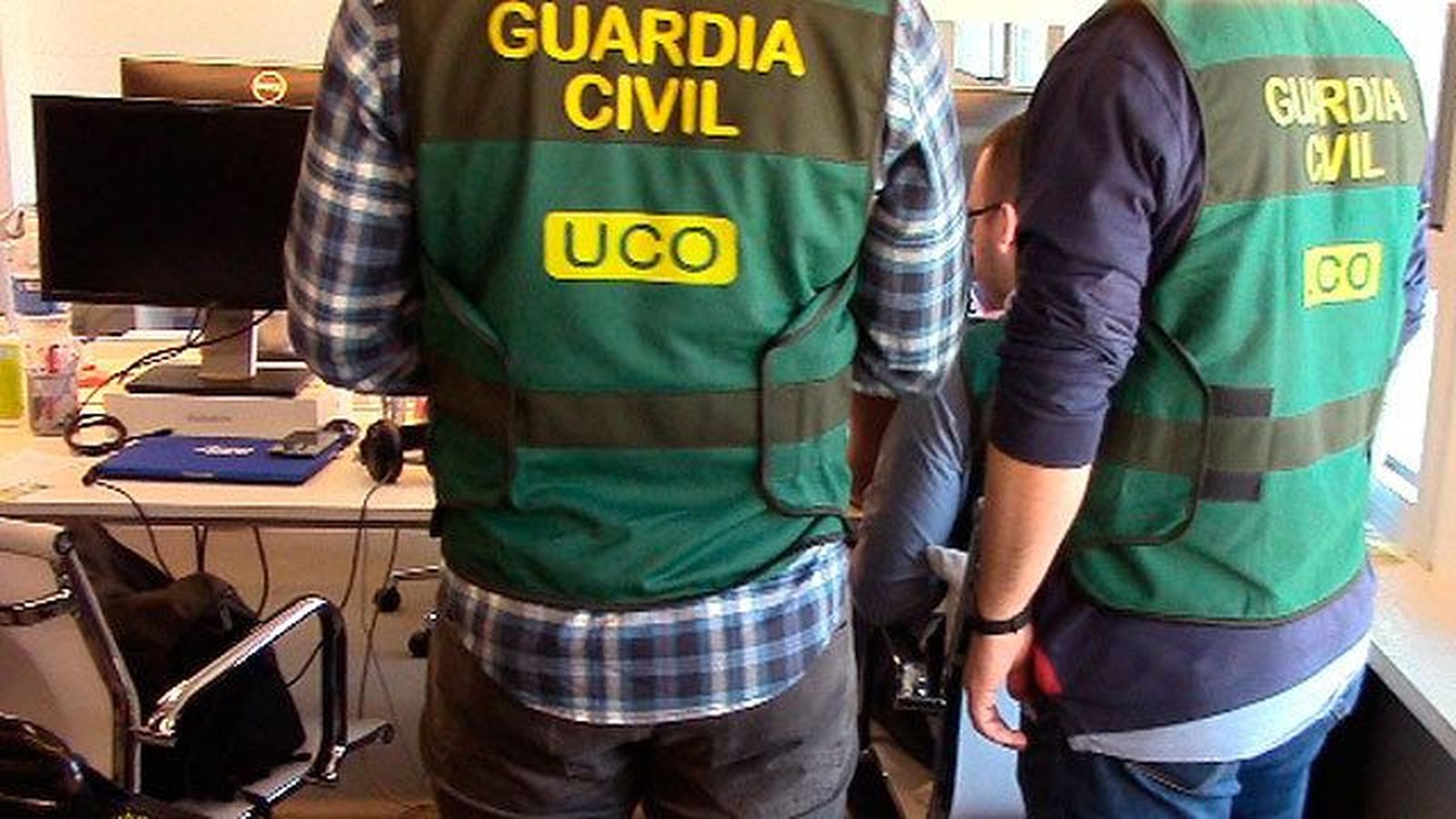 Cae una red que estafó a un millón de clientes de telefonía  móvil con aplicaciones 'zombis'