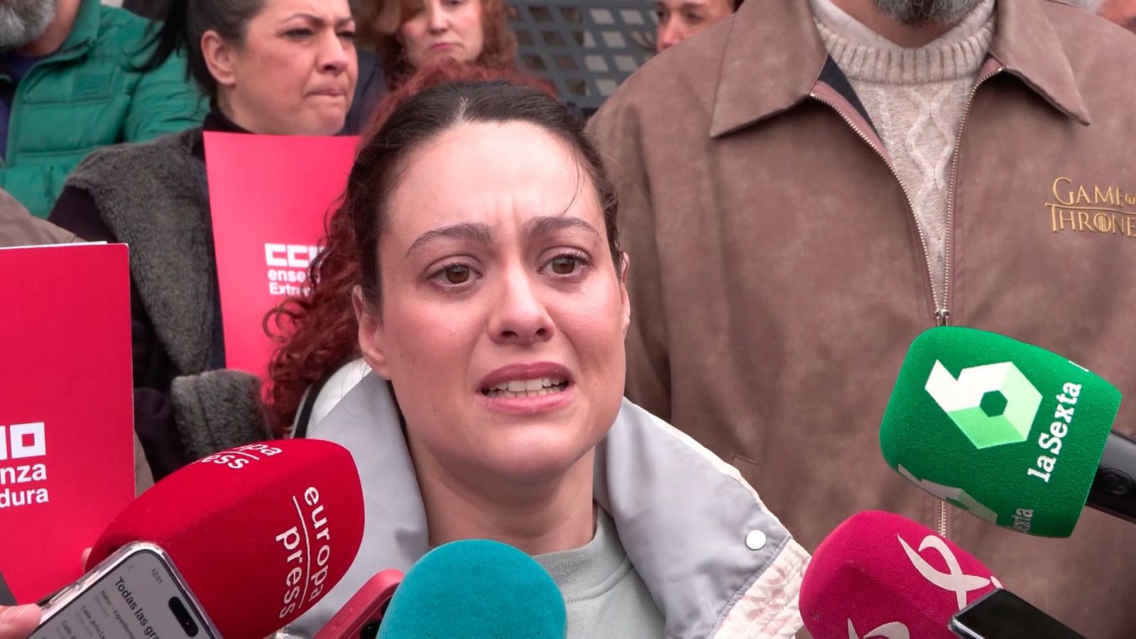 Compañeros de Belén, la educadora asesinada a manos de tres menores, lloran su muerte: "No puede ser. Es muy barato matar"