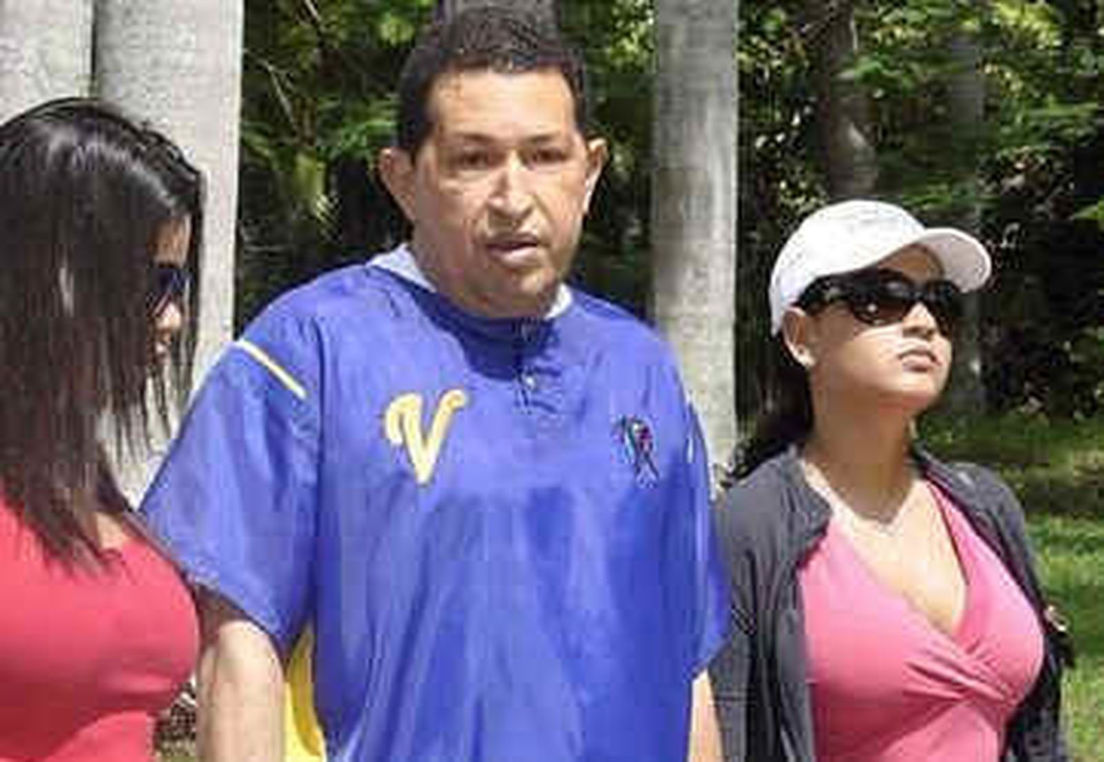 Hugo Chávez ha iniciado su rehabilitación con una caminata diaria