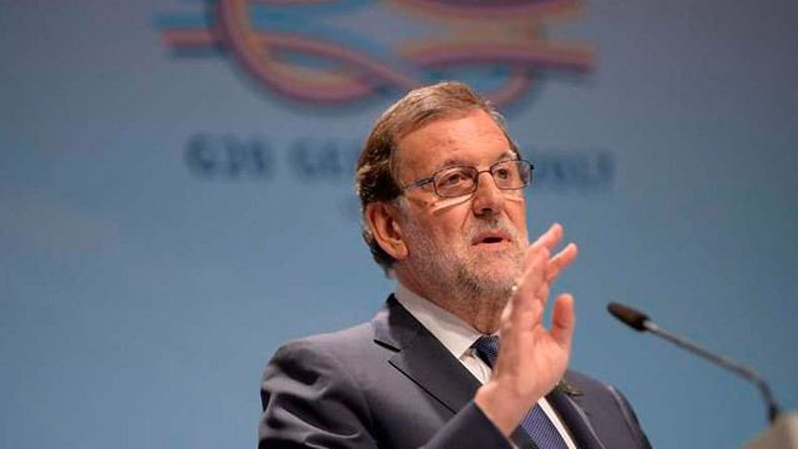 Rajoy pide libertad para todos los presos políticos tras la excarcelación de López