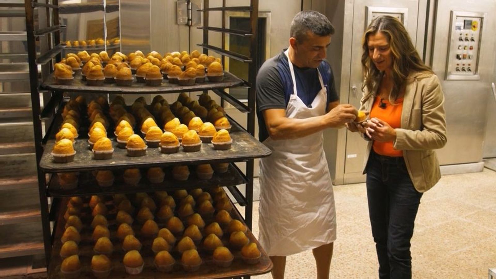 Cuatro generaciones y unas magdalenas deliciosas, las claves de la panadería de Villa del Prado