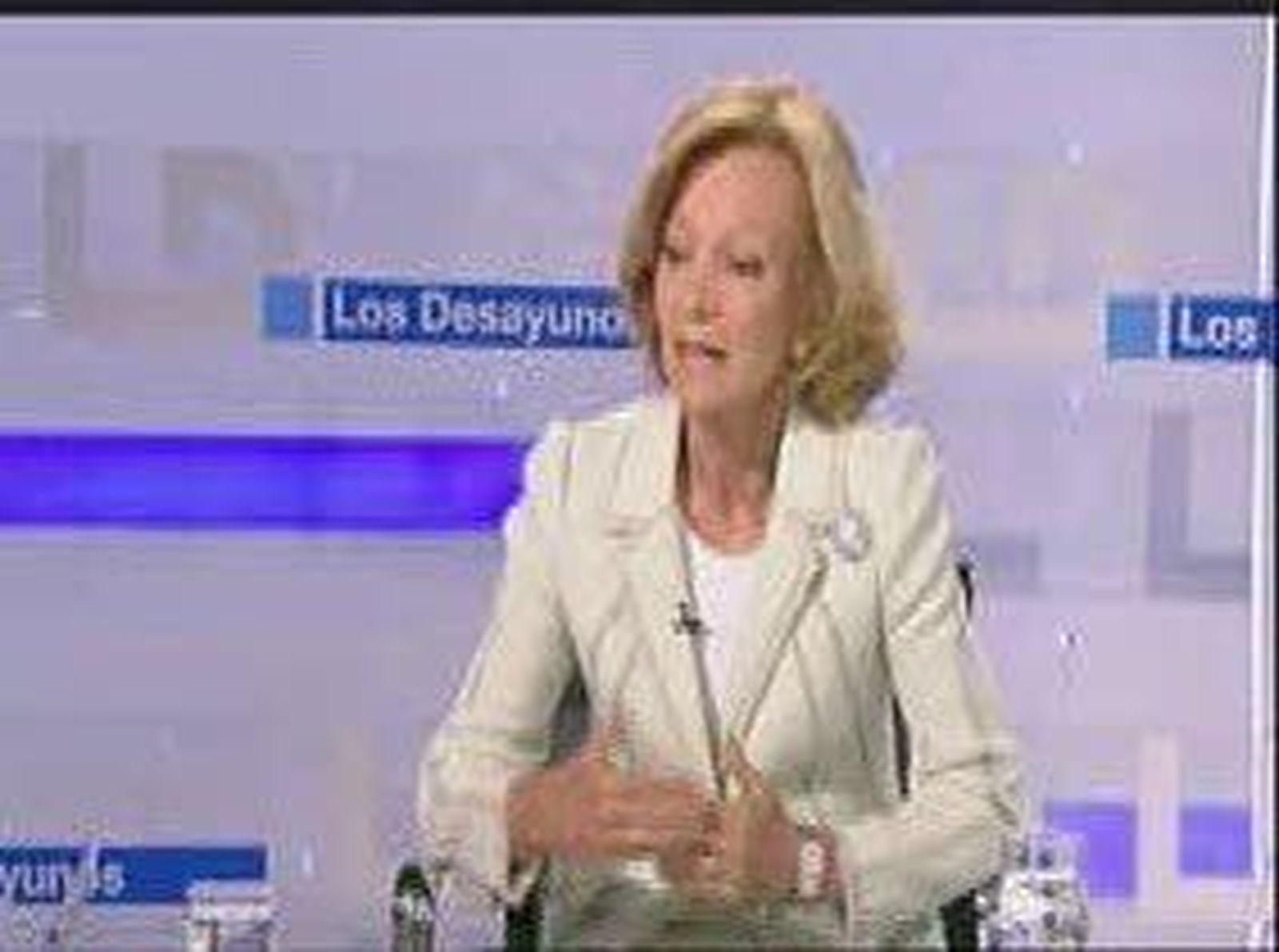 Salgado aplaza,"de momento" un año, el fondo para despidos