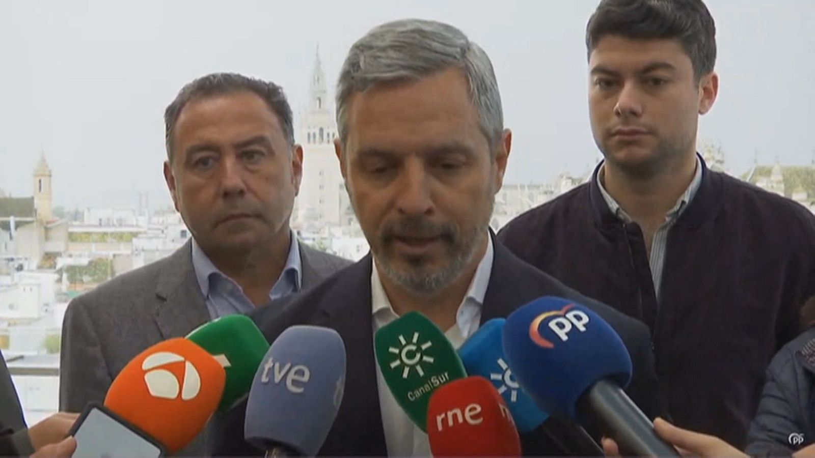 El PP tiende la mano al Gobierno en el plan sobre aranceles que ve aún "embrionario"
