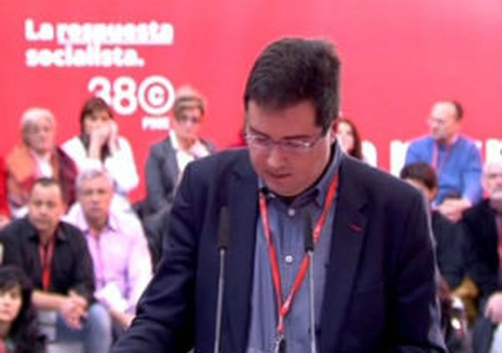 Oscar López