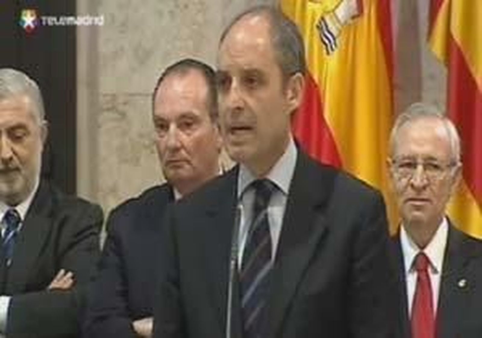 Camps agradece el apoyo del PP