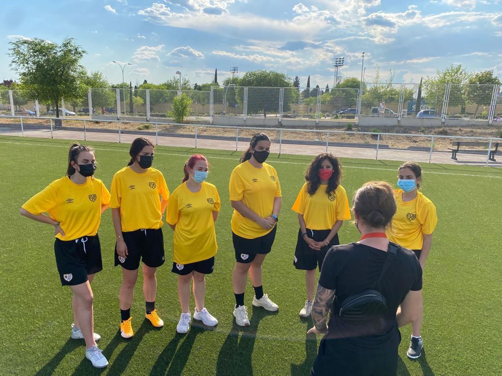 Jugadoras del Rayo Vallecano, chicas con discapacidad