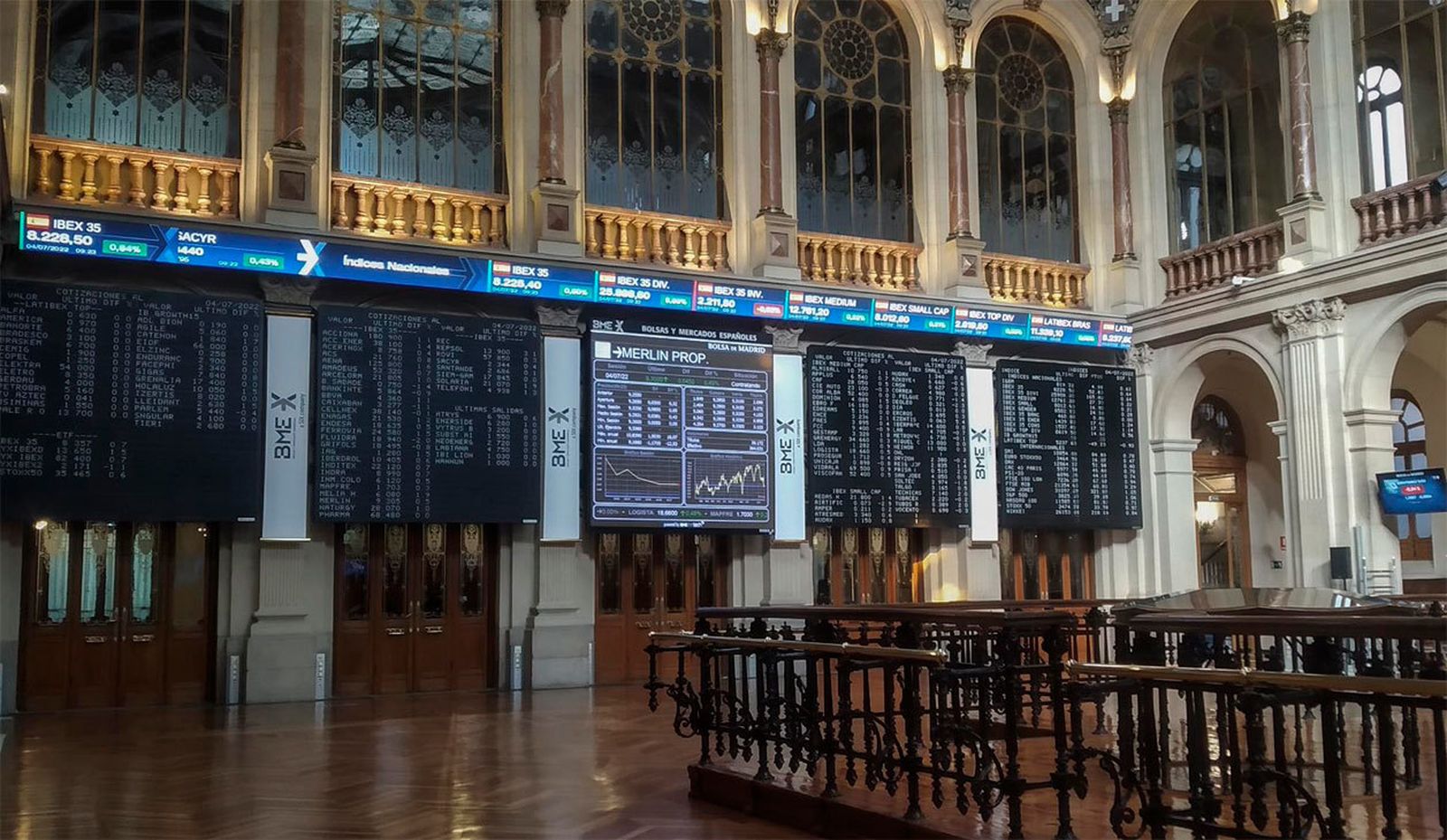 El Ibex cae un 2,4% por el miedo a una recesión