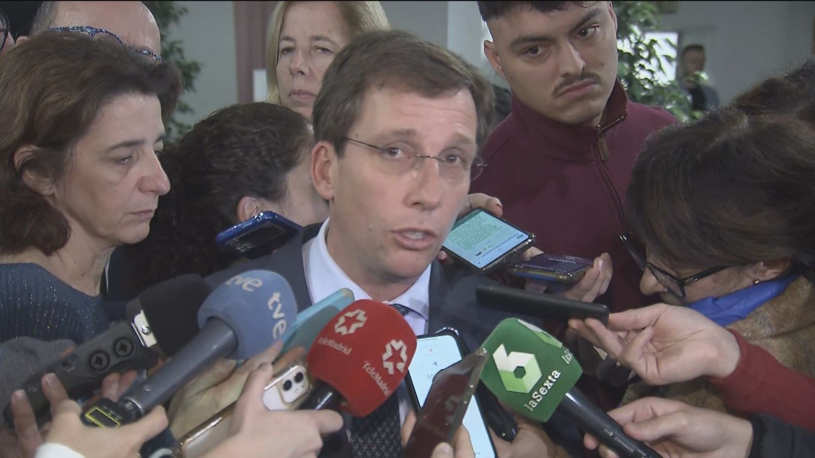 Almeida denunciará a Maroto y Maestre si siguen diciendo que es cómplice de la violencia