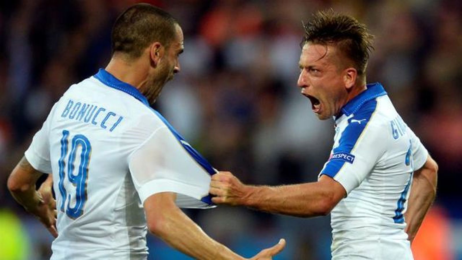 2-0. Italia impone su oficio a la inocencia de Bélgica