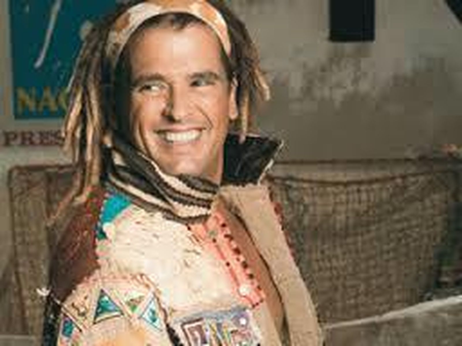 CARLOSVIVES_