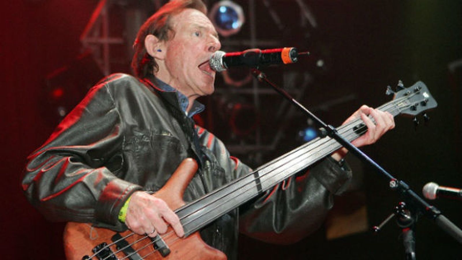 Muere a los 71 años Jack Bruce, excantante y bajista de "Cream"