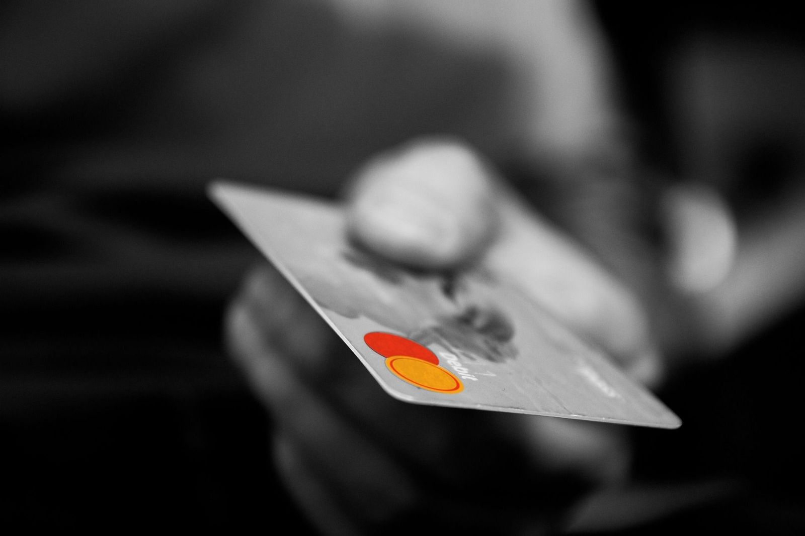 Los consejos del Banco de España para evitar los robos y fraudes con tarjetas de crédito