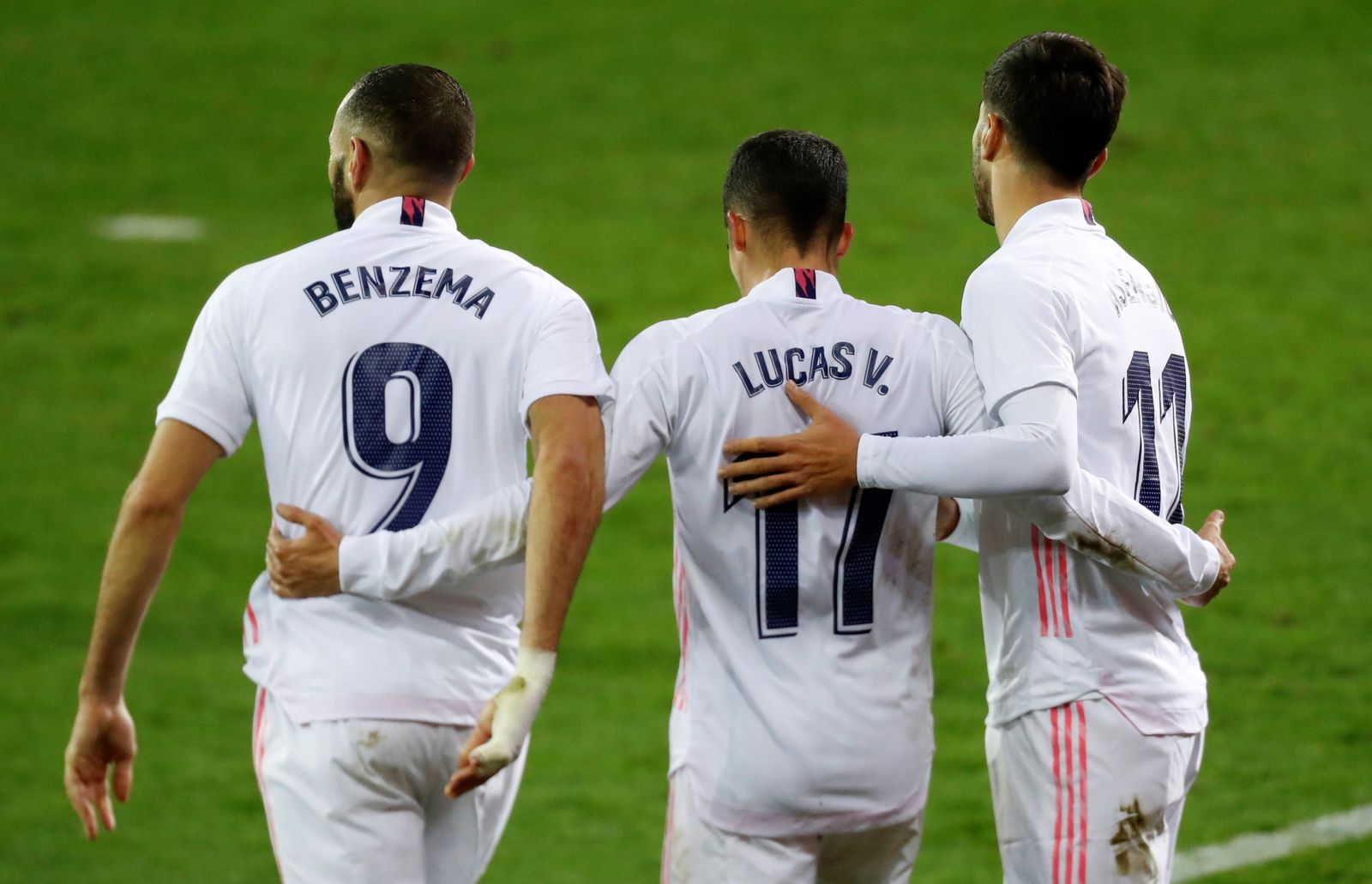 El Madrid  no falla y  gana 1-3 al Eibar