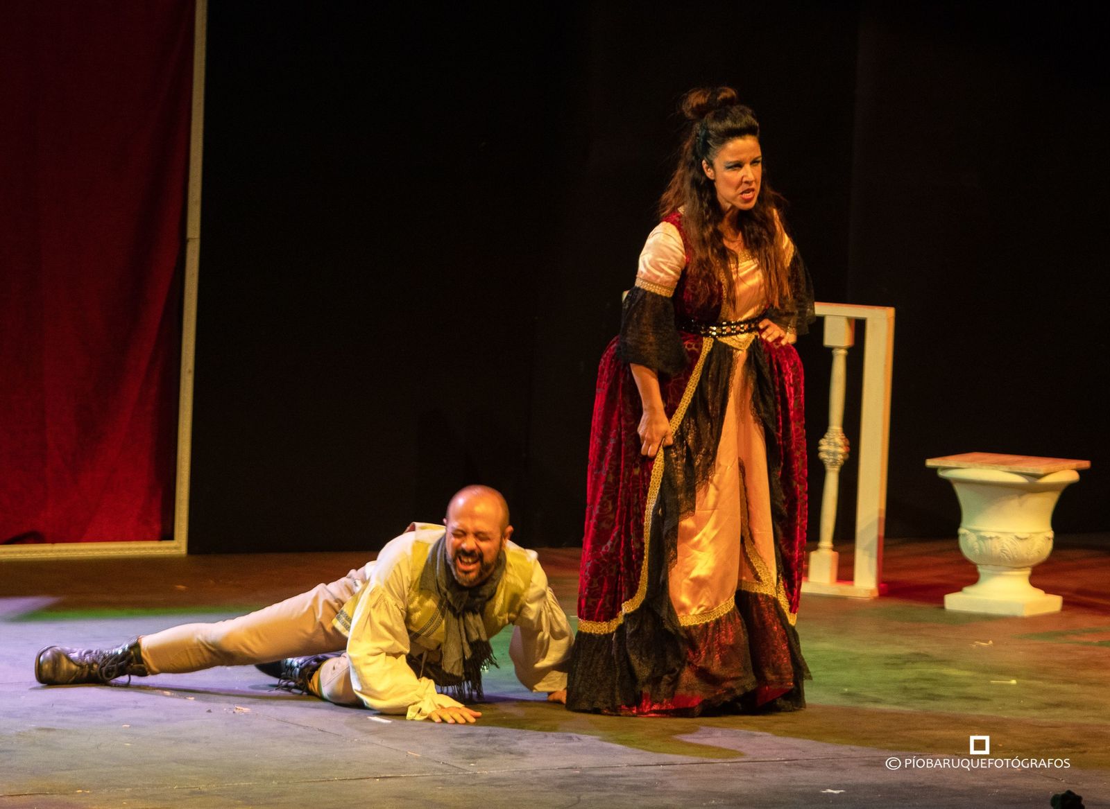 'La traición en la amistad', humor y verso con aire barroco punk en Clásicos de Alcalá