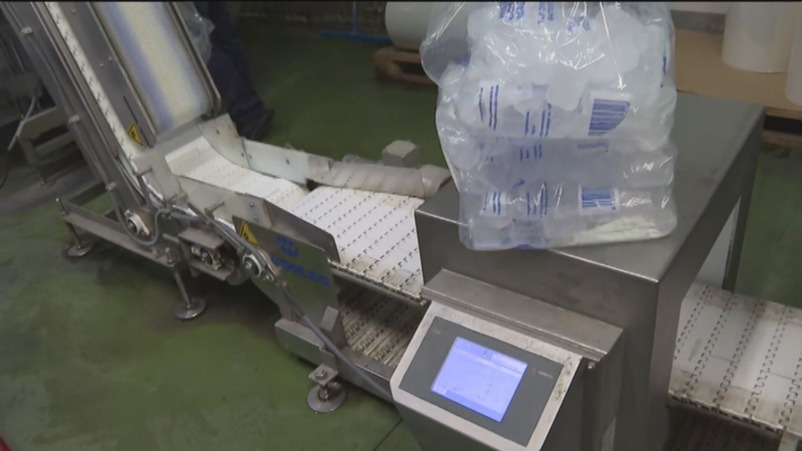 Precio de la luz: la fábrica de hielo en Madrid que paga 50.000 euros al mes