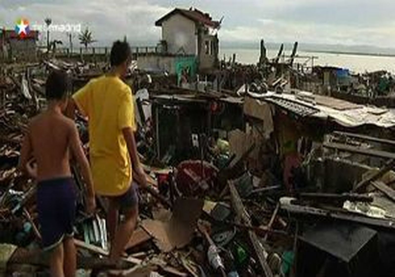 Los muertos en Filipinas superan los 5.200 dos semanas después del tifón