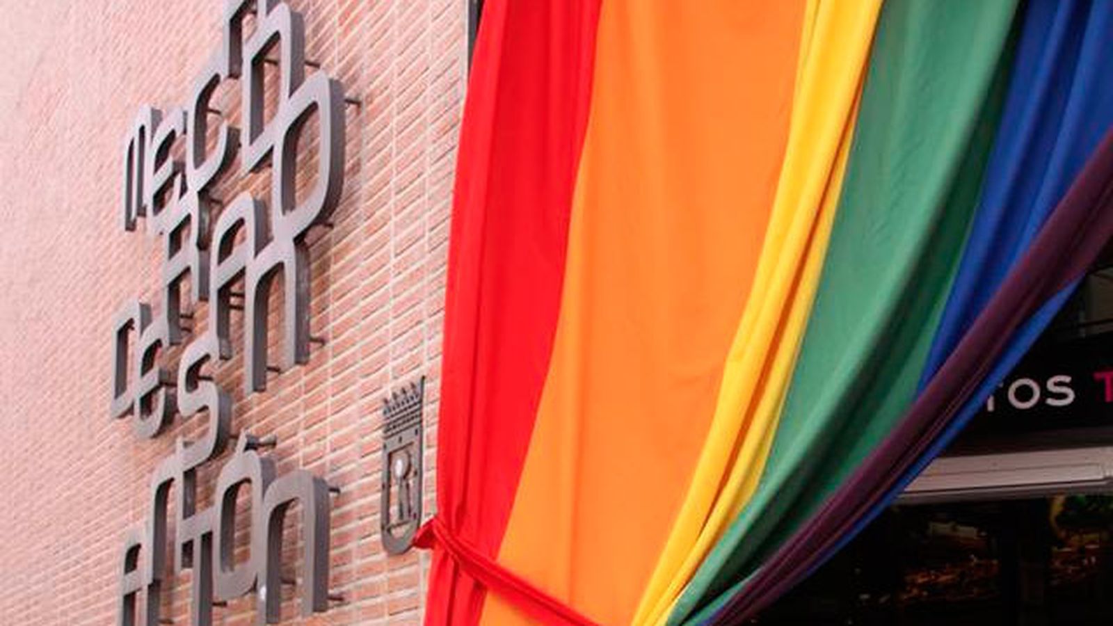 Entrada del Mercado de San Antón