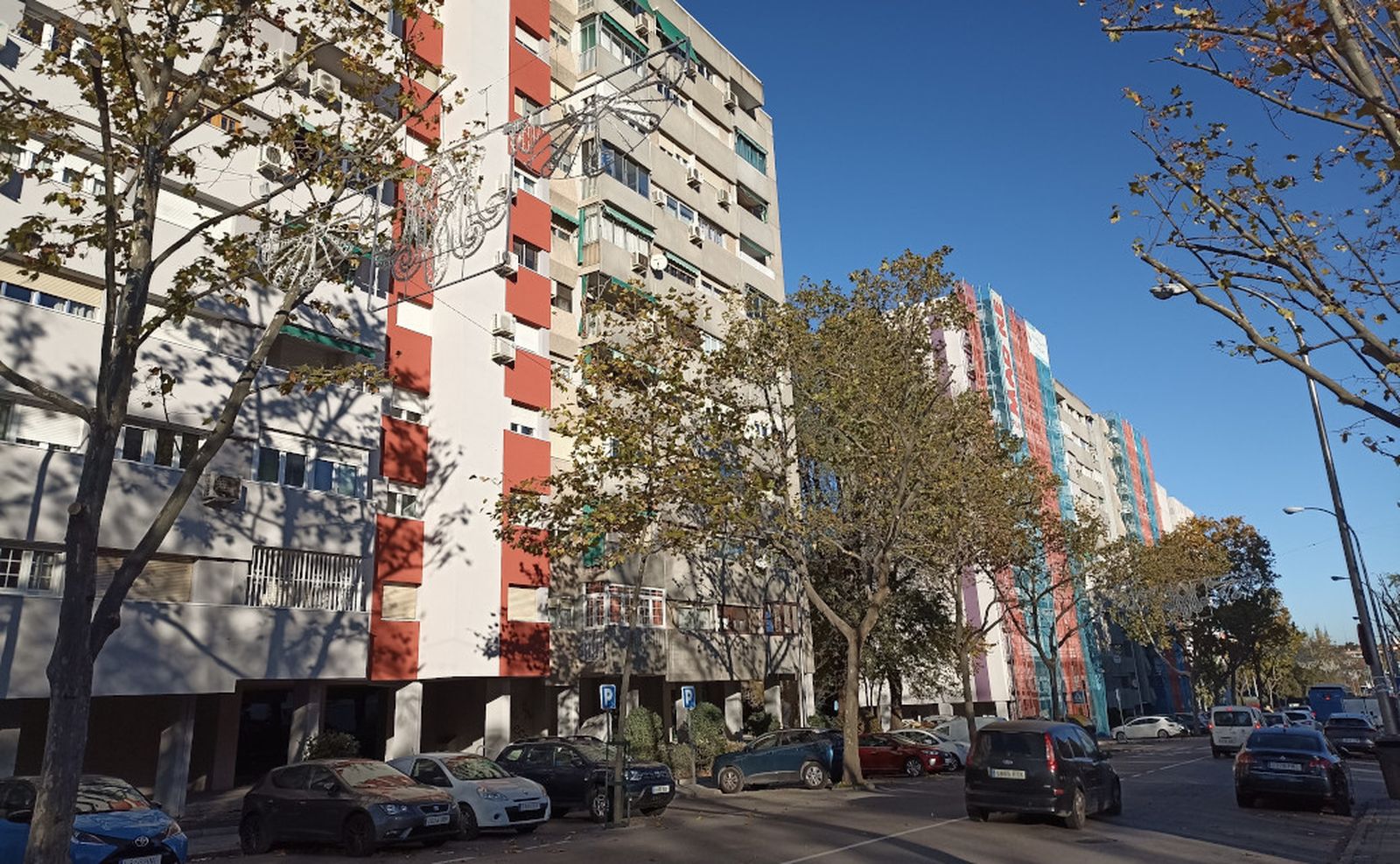 Edificios rehabilitados en el Poblado Dirigido de Orcasitas