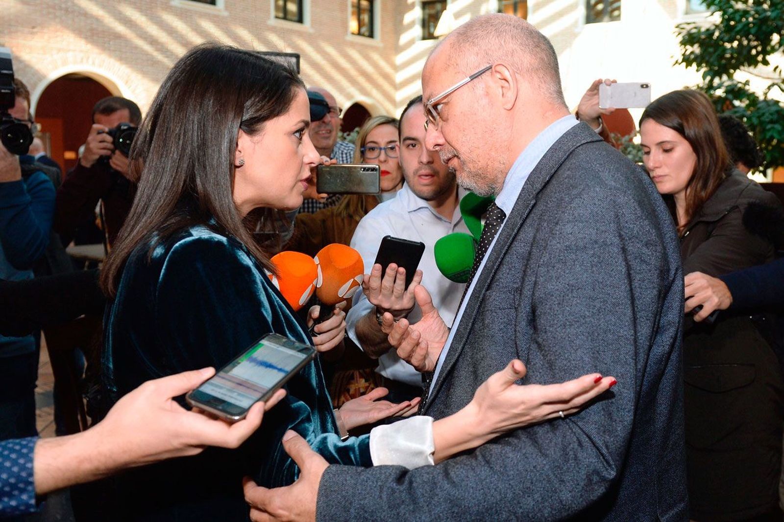 Arrimadas reta a Igea a un debate ante la militancia