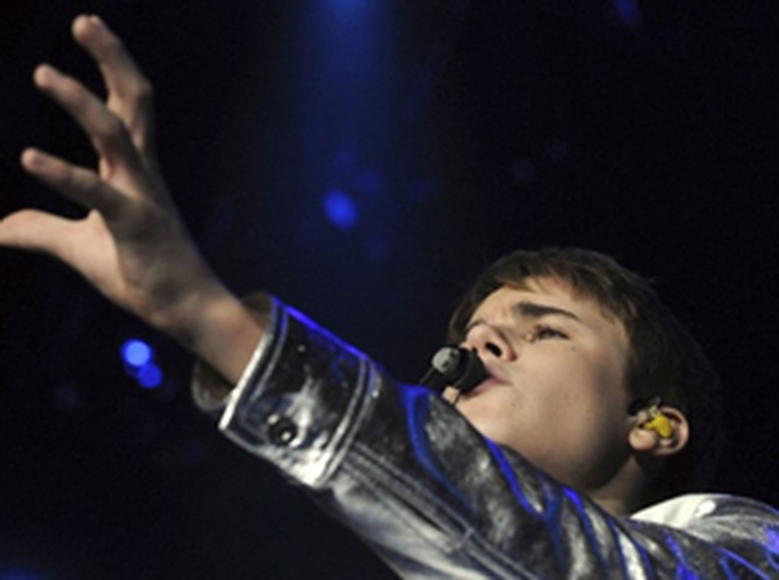 bieber_visor