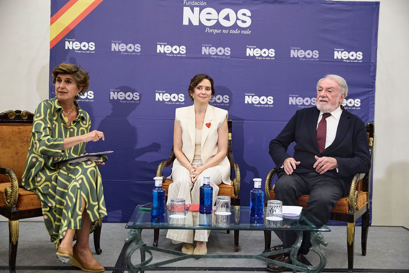 María San Gil, Isabel Díaz Ayuso y Jaime Mayor Oreja