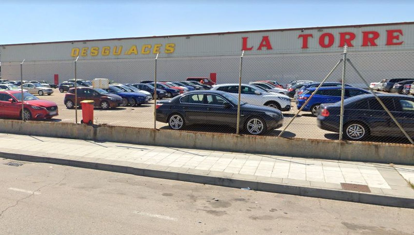 Desguaces La Torre, en Torrejón de la Calzada