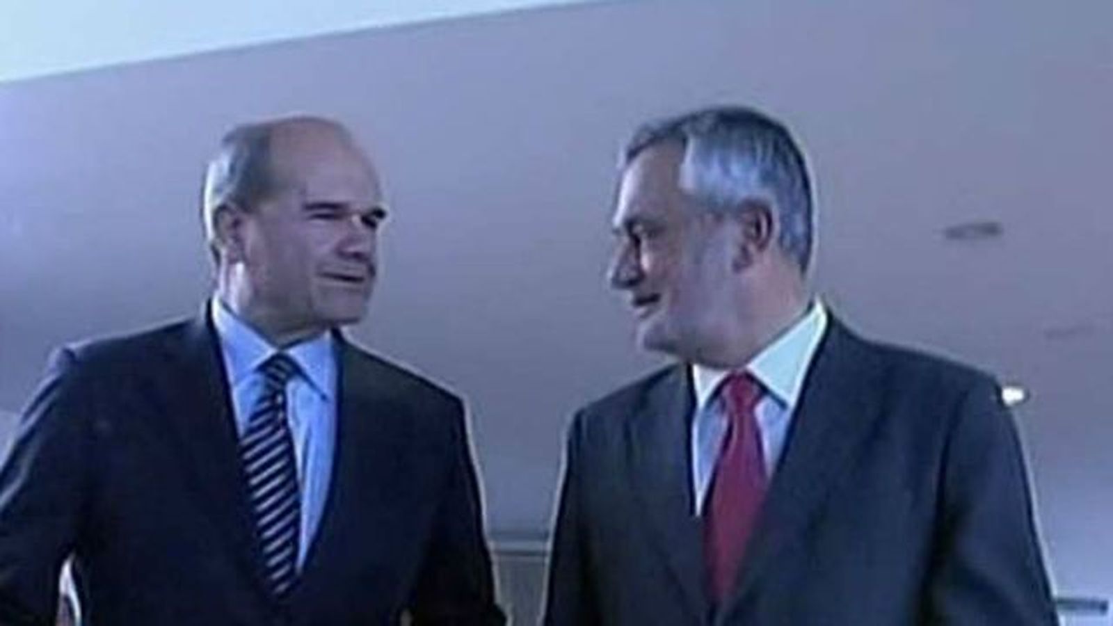 La Junta:Chaves y Griñán no pueden ser imputados hasta autorizarlo las cámaras legislativas"