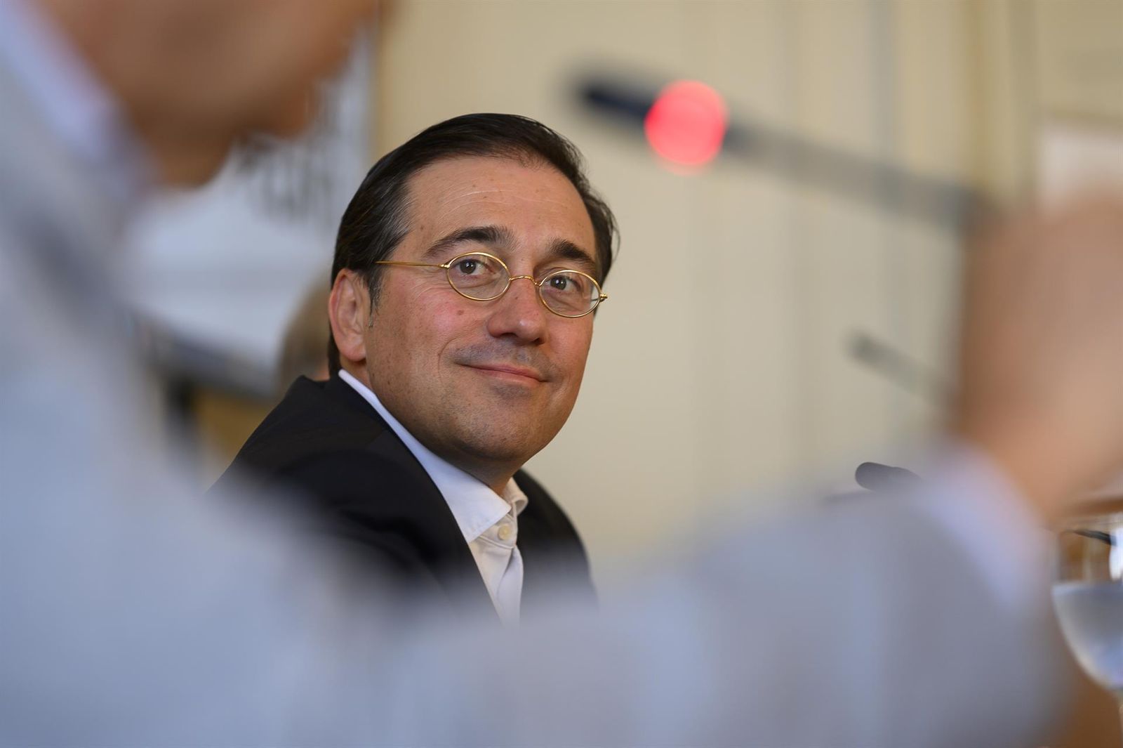 Albares afirma que  España será "puente" para relación "beneficiosa" de la Unión Europea y Marruecos