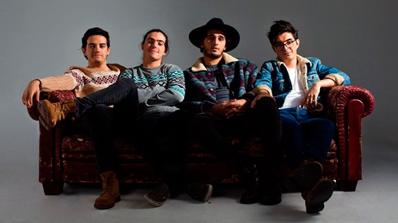 ‘Morat’ presenta su nuevo trabajo tocando en la Plaza de Callao
