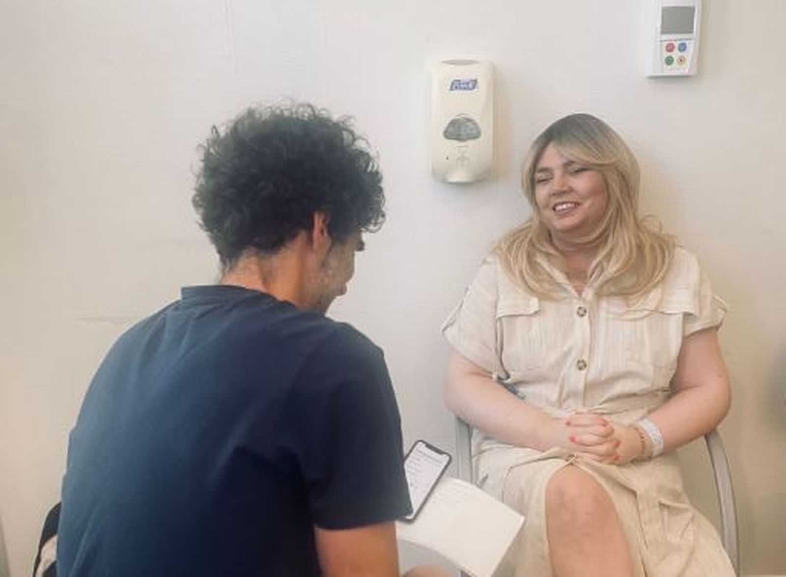 Iara Mantiñán con Carlos Sánchez Blas