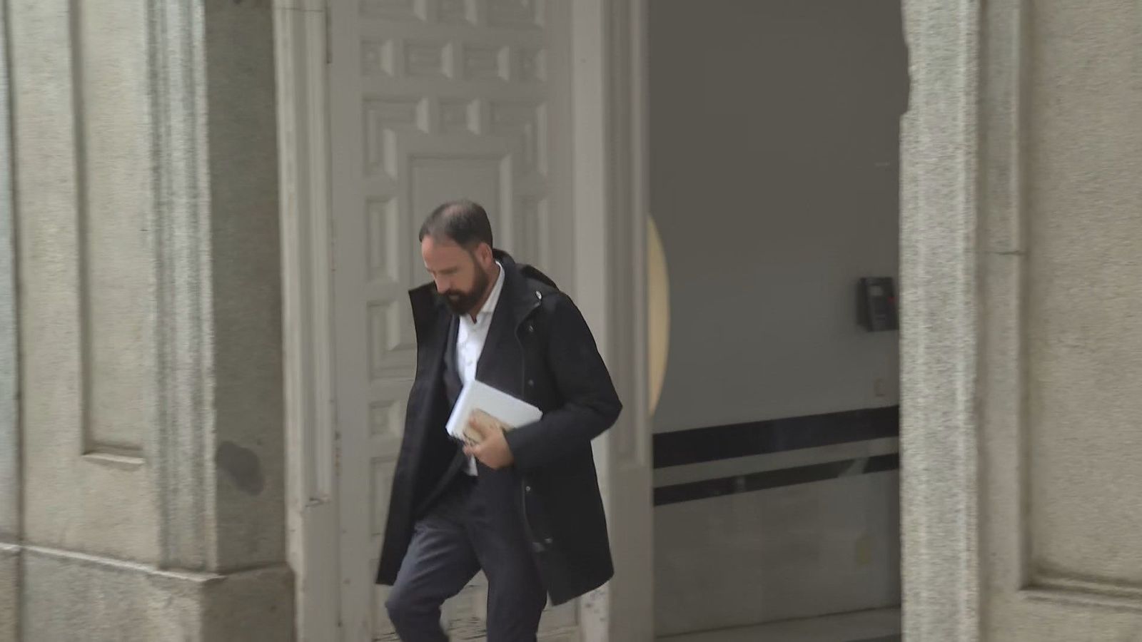 Declaran en el Supremo el exgerente y la trabajadora del PSOE cuyos nombres aparecen en los sobres de Koldo