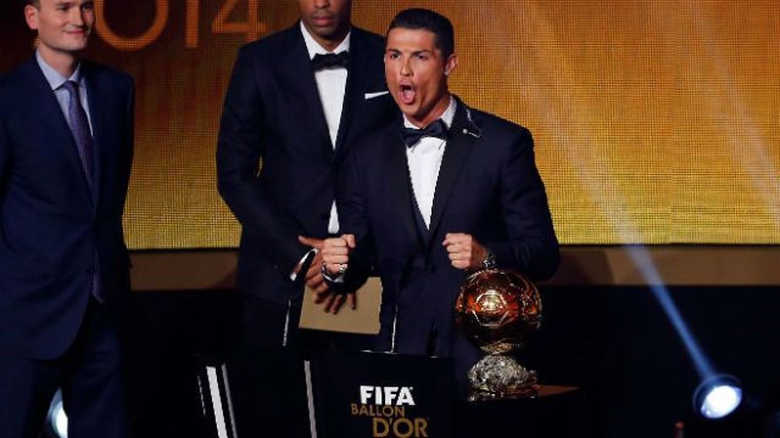 Cristiano engrandece su leyenda con la 'triple corona'