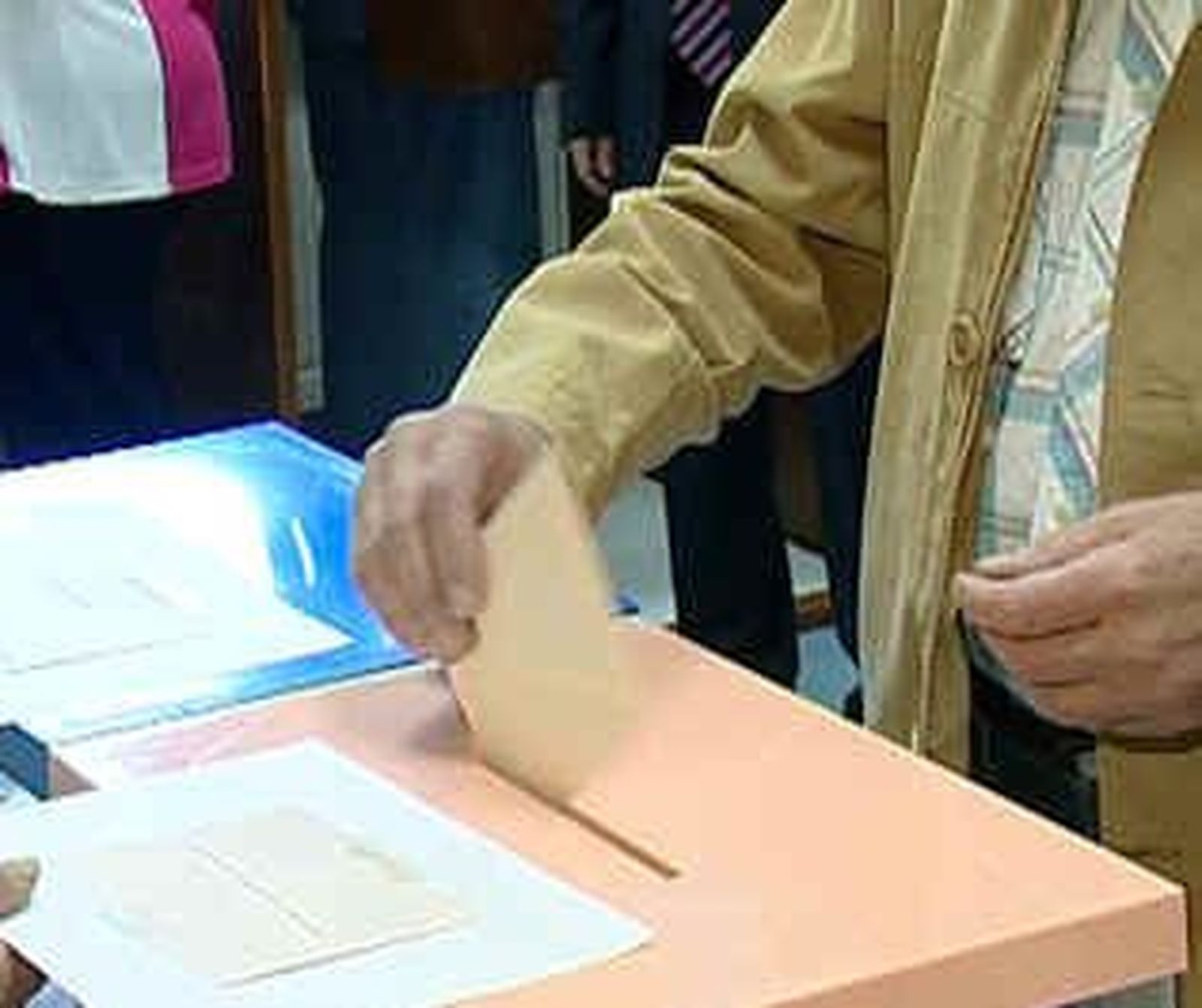 CIS Elecciones: El PSOE perderá incluso en sus feudos de Extremadura y Castilla-La Mancha