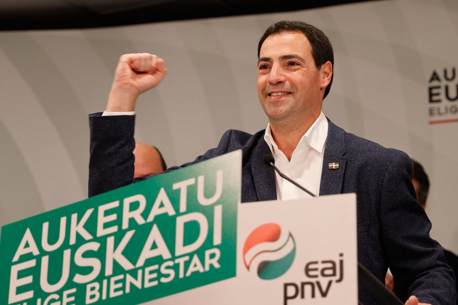 El PNV gana las elecciones vascas pero EH Bildu le empata a 27 escaños y gana en Álava y Guipúzcoa