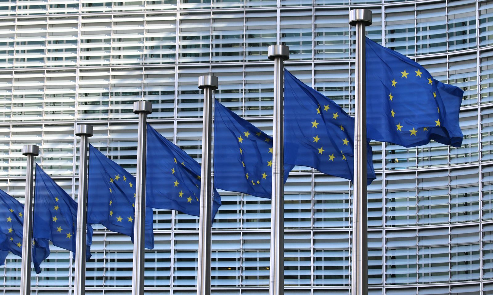 La Unión Europea prepara una ley de Inteligencia Artificial