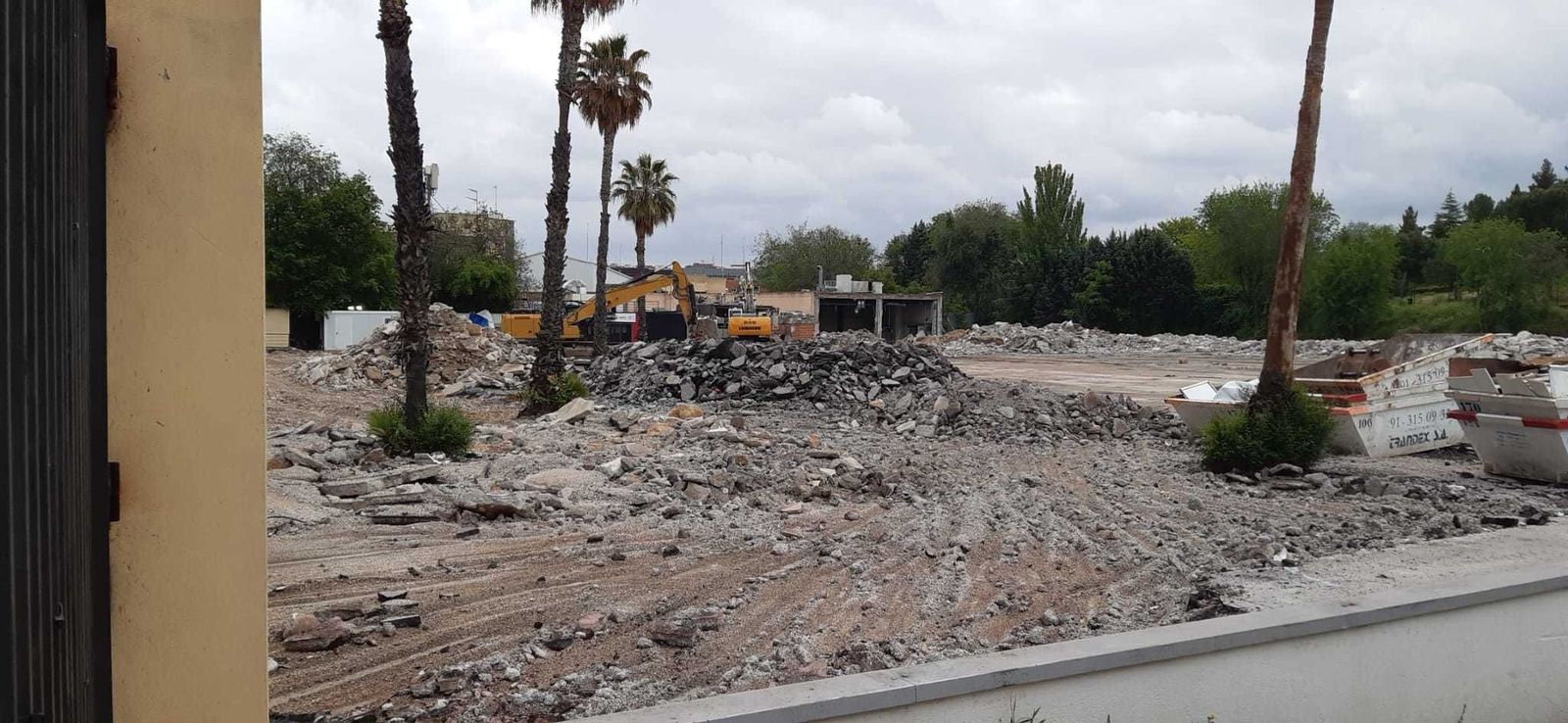 El centro comercial Ermita del Santo, a punto de convertirse en un solar