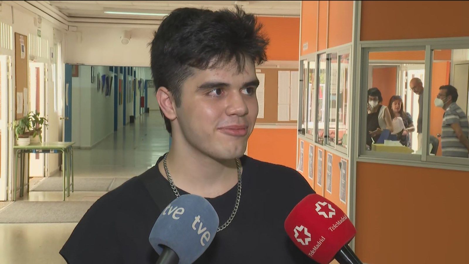 Se llama Gabriel, estudia en Ciudad Lineal y ha sacado un 10 en la EvAU