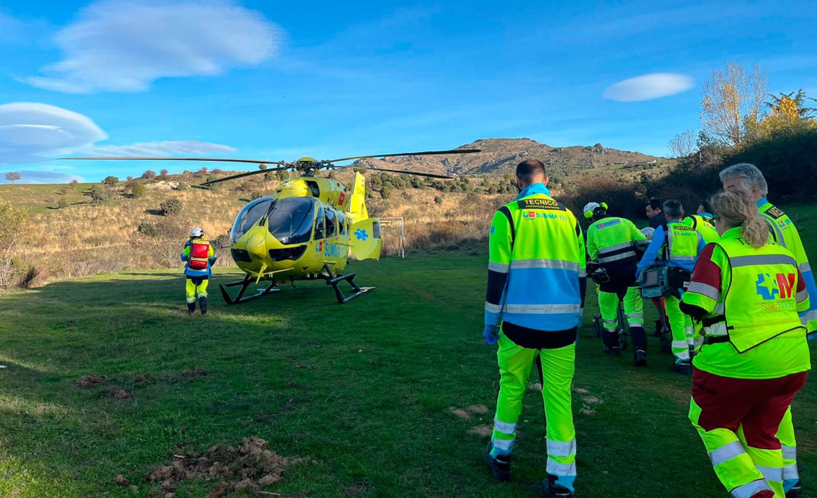 Herido grave un hombre al caer de un árbol que podaba en Soto del Real