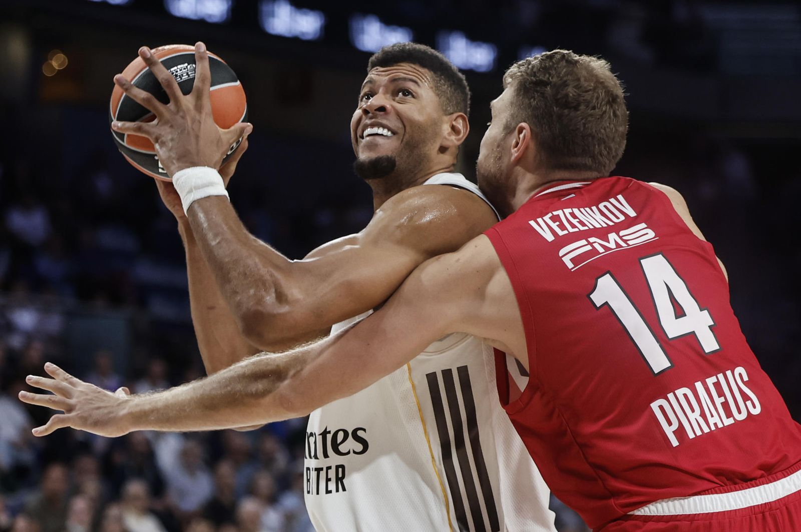 Tavares ante Olympiacos