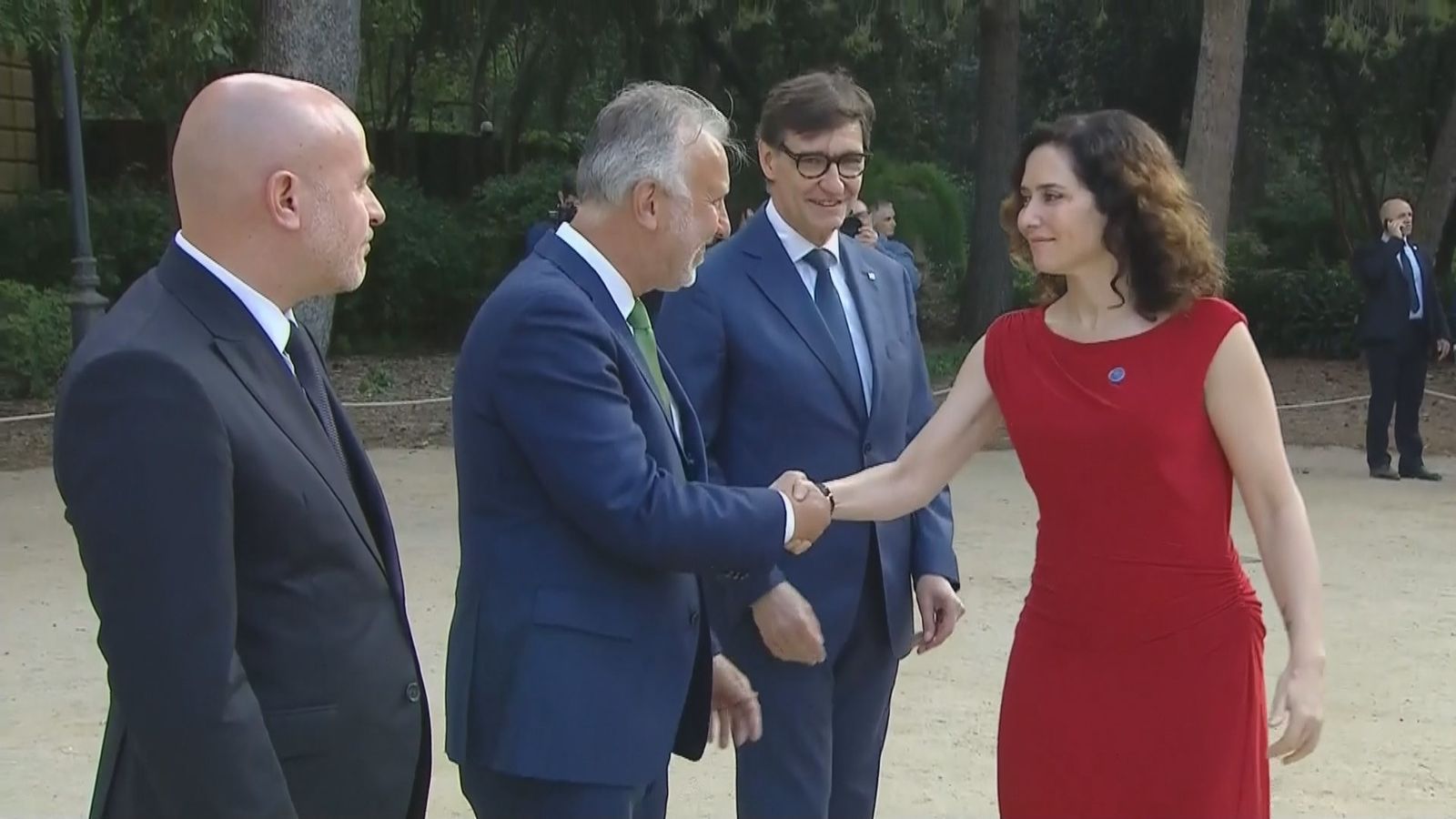 Ayuso, a su llegada a la Conferencia de Presidentes en Barcelona