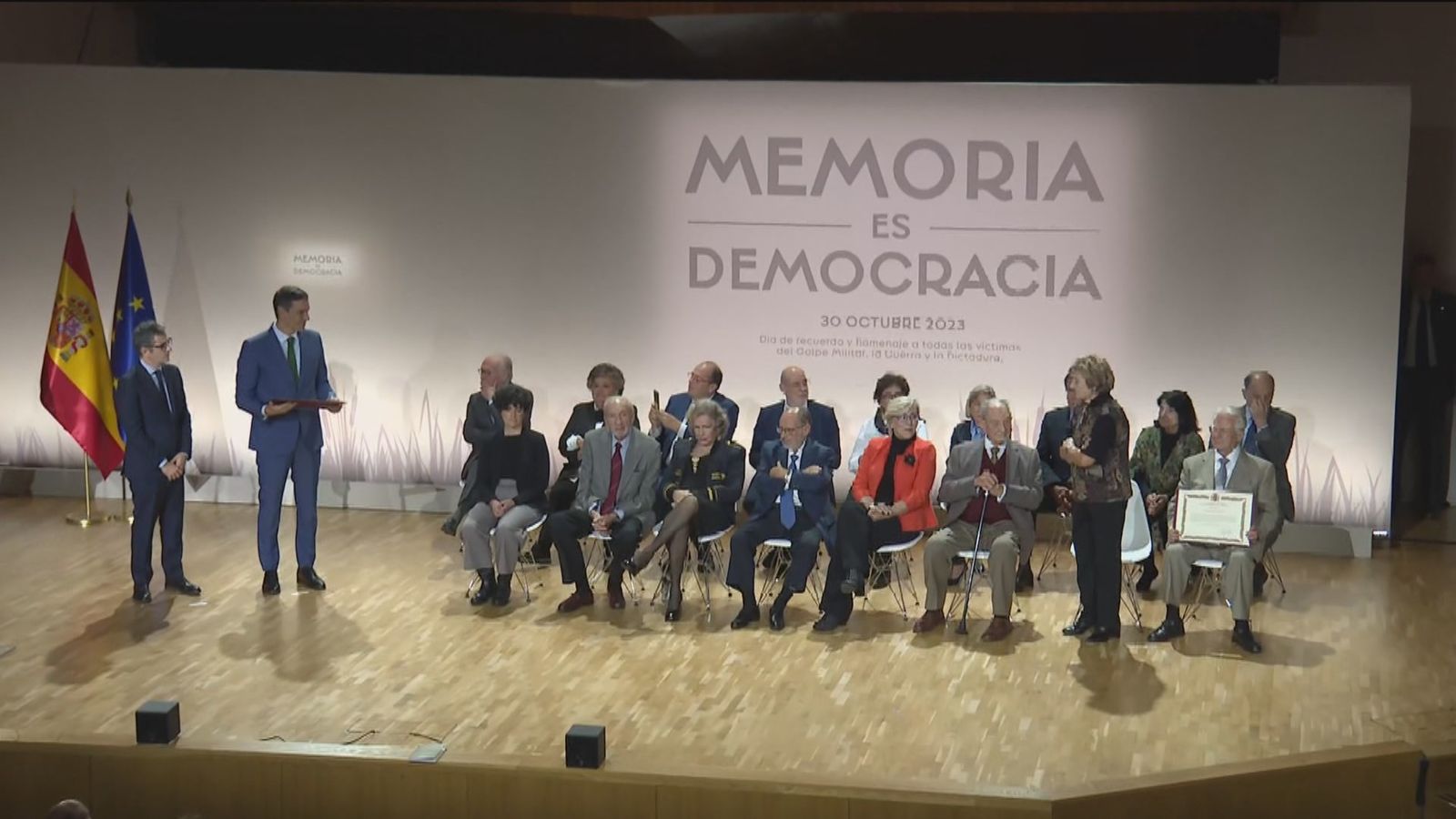 Sánchez rechaza que la Ley de Memoria sea "sectárea"