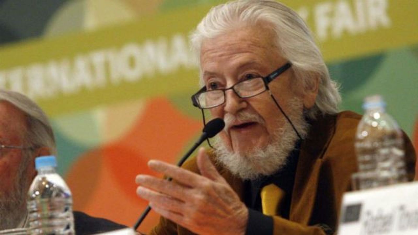 El Cervantes premia el riesgo y la innovación del mexicano Fernando del Paso